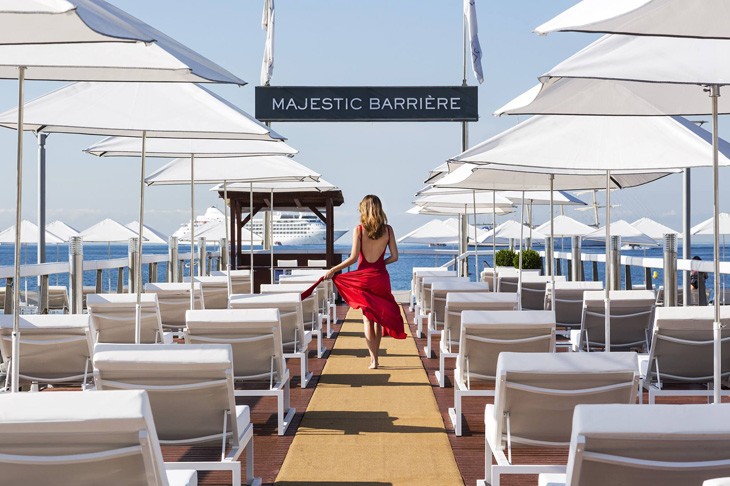 pontile-majestic-barriere-cannes-700