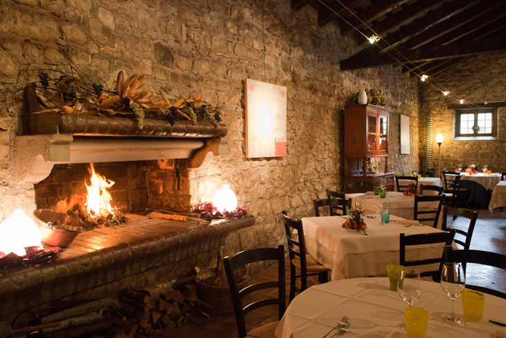 2-ristorante-Al-Capitello-interno