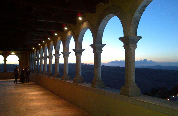 Castello-di-Bisaccia-irpinia-700