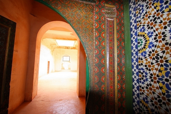 I meravigliosi zellige nella kasbah di Telouèt, ormai abbandonata