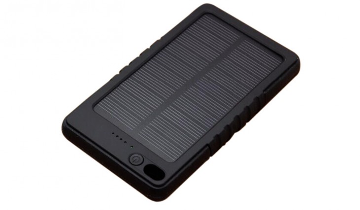 5-iSnatch-Power-bank-Serie-G-hi-tech-in-viaggio-700