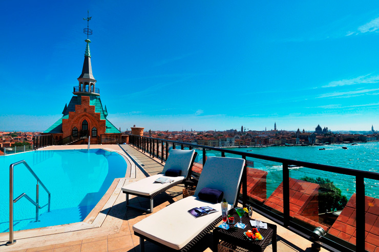 rooftop-pool