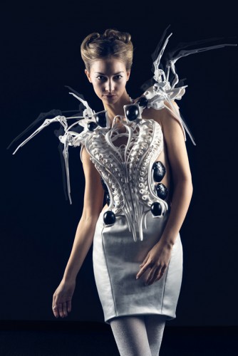 11_Anouk Wipprecht_Spider Dress