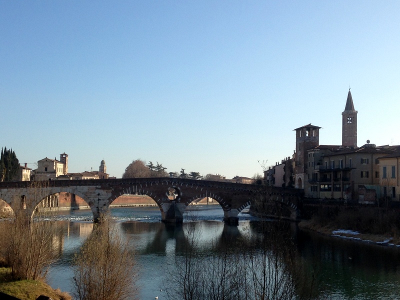 Ponte-Pietra-Verona-senza-barriere-architettoniche