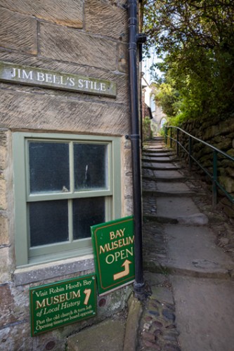 robin hood's bay3