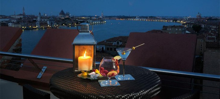 Panorama-di-Venezia-dalla-terrazza-bar-Hilton-Venezia-Hotel-Molino-Stucky-700