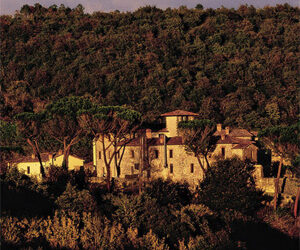 CASTEL MONASTERO: BENESSERE A 360°
