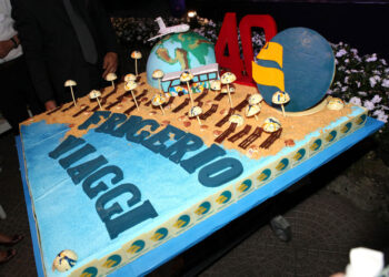 Frigerio Viaggi torta di compleanno