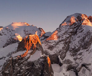 In vetta alla Marmolada, con l’ascensore