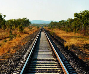 E’ UN ETERNO APPUNTAMENTO IN STAZIONE