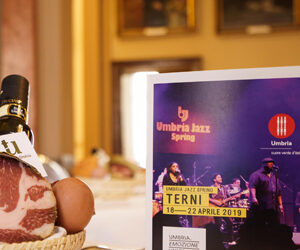 Vivere la Settimana Santa in Umbria in una terra di antica spiritualità, che ha dato i natali a molti Santi, è un’esperienza unica.