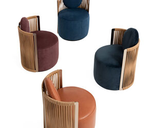 La particolarità della poltrona Thea di Fendi Casa è delineato dal suo elegante e innovativo intreccio in cuoio che avvolge lo schienale dal design circolare, con un innovativo meccanismo girevole