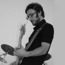 Da giovedì 20 a sabato 22 giugno 2019 Gino Lucente presenta l’opera inedita “Sagra”, un’esperienza multisensoriale articolata in tre atti, che si sviluppano nell’arco di tre serate consecutive all’interno del programma 2019 di Cirkulacija 2.