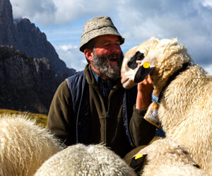 Val di Funes il fascino di una vacanza green