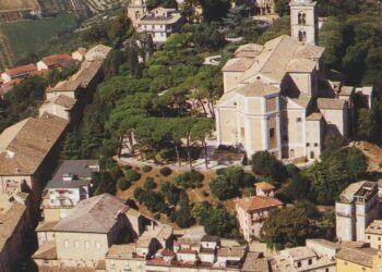 B&B LA CORTE: LA MAGIA DELLA CAMPAGNA FERMANA