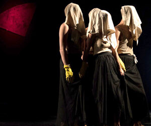 2, ELABORATO FINALE DEI NEO DIPLOMATI ANNO 2018-2019 DELLA SCUOLA GROCK, LIBERAMENTE ISPIRATO A “LE SERVE” DI JEAN GENET