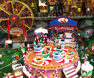 GOLOSITÀ AL CIOCCOLATO, PRESEPI A GRANDEZZA NATURALE, NEVE INTATTA PER CORSE SUGLI SCI E SUGLI SLITTINI, TANTE CASE DI BABBO NATALE DOVE SPEDIRE LE LETTERINE.