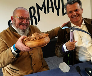 Courmayeur è ufficialmente la nuova località del circuito di "Best of the Alps". L'annuncio a Milano dall’assessore al turismo di Courmayeur, Ivan Parasacco, e il presidente del Csc, Andrea Farinet.