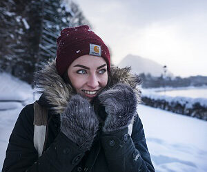 Kufstein, chissà se molti la conoscono, è adagiata sul fiume Inn, a pochi chilometri dal confine con la Germania nella regione del Tirolo. Ospita uno dei mercatini di Natale più spettacolari dell'Austria, tra una coinvolgente atmosfera natalizia e tanti eventi da non perdere.