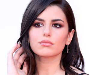 Federica Carta sul red carpet della 77esima Mostra internazionale d’arte cinematografica di Venezia