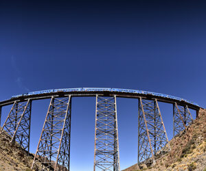 In Argentina, the famous train for the clouds resumes its journey