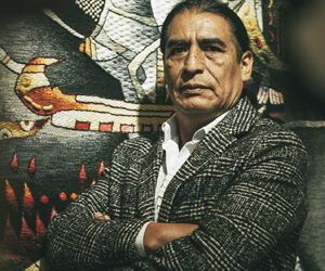 EL ARTÍSTA TEJEDOR