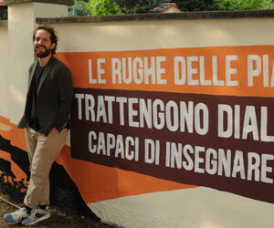 “Le rughe delle piazze trattengono dialoghi capaci di insegnare libertà”_