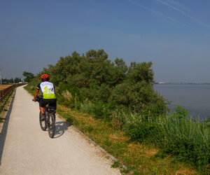 Lignano Sabbiadoro: paradiso per vacanze slow tra mare, pineta e laguna