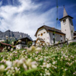 Leukerbad, natura e bellezza in Svizzera: il posto ideale per un riposo attivo in montagna