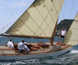 Alcyone del 1952 e Crivizza del 1966 protagoniste alla quarta edizione di “Le Vele d’Epoca nel Golfo” 2022