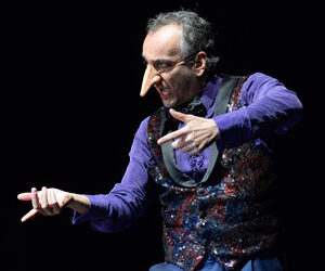 Arturo Cirillo in scena al Manzoni di Monza con Cyrano de Bergerac