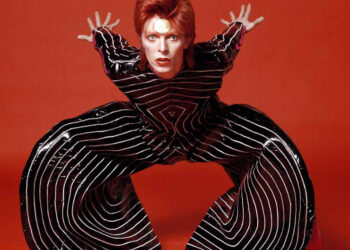 ZIGGY STARDUST & THE SPIDERS FROM MARS: IL FILM - IL RITORNO DI UN'ICONA DEL ROCK ATTRAVERSO IL RESTAURO CINEMATOGRAFICO