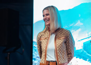Swiss Family Village in Piazza Gae Aulenti: all’inaugurazione Michelle Hunziker e il nuovo ambasciatore Yann Sommer
