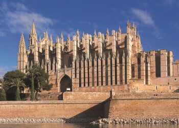 Palma di Maiorca sul gradino più alto nella lista ‘Best in Travel 2025’, categoria “città”