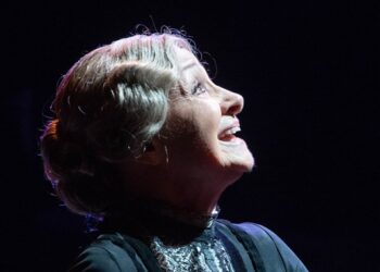 Così è (se vi pare): la commedia di Pirandello in scena al Parenti di Milano