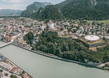 Idee di vacanza in Kufsteinerland: montagne, laghi balneabili e urban lifestyle