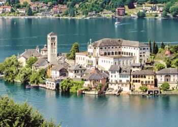 Grand Tour del Lago d’Orta: trekking e cultura intorno al lago più romantico d’Italia