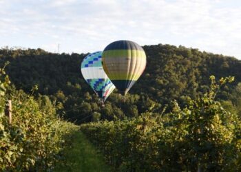 Franciacorta da vivere: volo in mongolfiera e cene esclusive al Festival di Villa Franciacorta