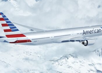 American Airlines celebra 100 anni di eccellenza con una livrea iconica e nuovi interni di lusso