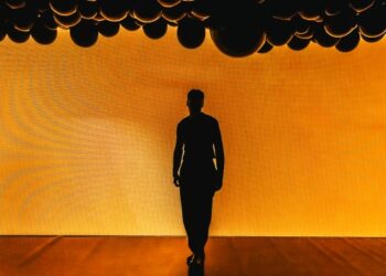 Euphoяia – Art is in the Air: arriva a Milano l’esposizione che celebra lo spazio come ambiente dinamico