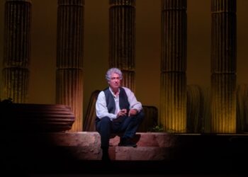 Fata Morgana al Manzoni di Milano: Gianfranco Jannuzzo descrive l’animo umano tra risate, riflessioni e commozione