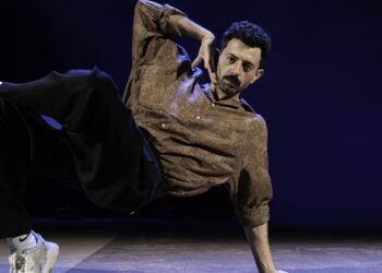 Grazie per la domanda: Pierluca Mariti al al Manzoni con la sua stand-up comedy brillante e autoironica
