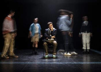 Il fuoco era la cura — Difendere il pensiero nell’epoca della distrazione