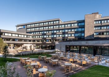 Radisson Blu Hotel, Florence: il nuovo urban resort che ridefinisce l’ospitalità fiorentina