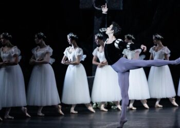 Il Lago dei Cigni: la Sicilia danza Čajkovskij