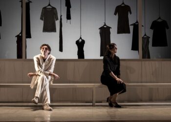 Il berretto a sonagli: Silvio Orlando al suo primo Pirandello a teatro