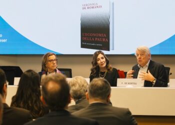 Veronica de Romanis, “L’economia della paura”