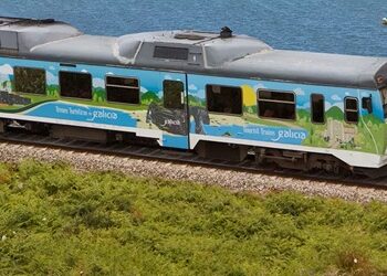 Galizia in treno: 13 itinerari d'autore tra fari e vigneti