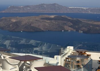 Santo Wines: vini d’eccellenza con vista sulla Caldera
