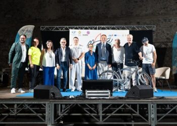 Lo Stretto di Calabria, dove il mare diventa destinazione